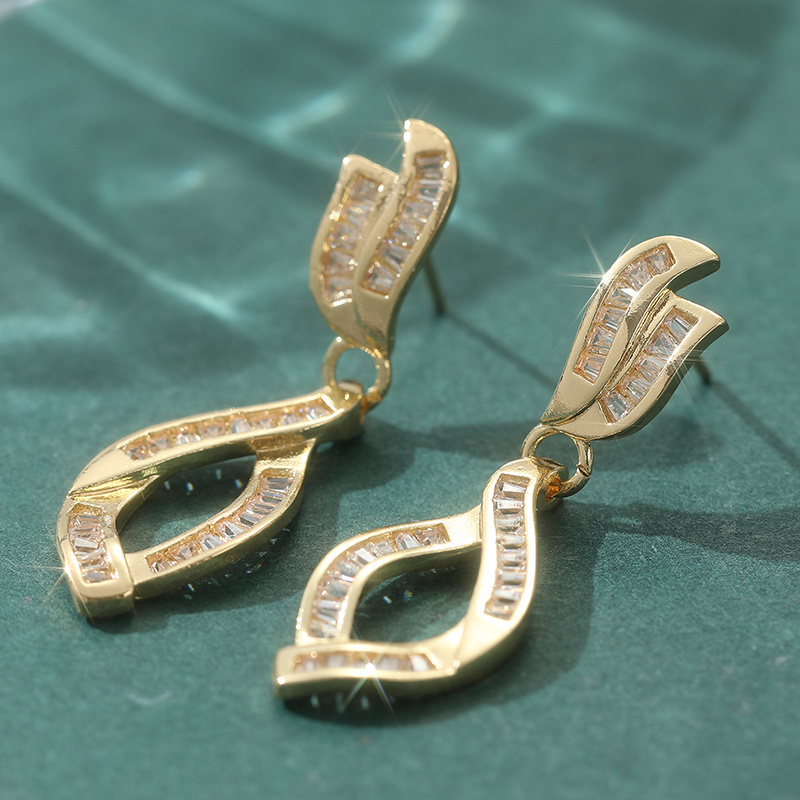 Women's Plated Twisted Rhombus Dangle Earrings with Synthetic Zirconia